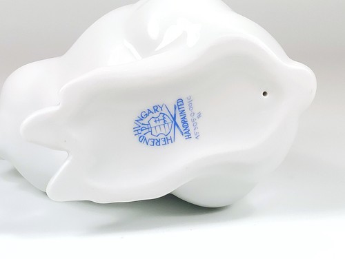 HEREND, WHITE RABBIT SITTING 5", HANDPAINTED PORCELAIN FIGURINE, MINT ! (I147) - Picture 13 of 13