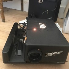 Kindermann  Co Diafocus AF Slide Projector w/ Case , Manual. Powers Up