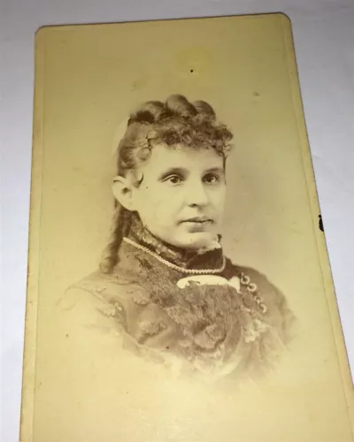 Antique Victorian Fashion Woman, Great Hair & Outfit! Lawrence, Mass CDV Photo!