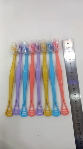 8X Soft Bristle Toothbrush Set | Family Oral Care | BPA-Free & Travel-Friendly - Picture 4 of 7