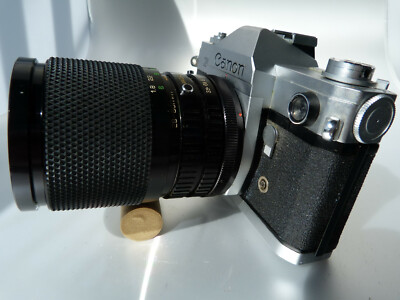 1964 Vintage Canon FX 35mm Film Camera,SOLIGOR MC Macro 28-80/3.5