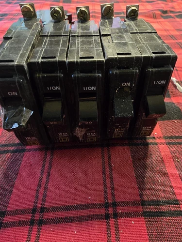 Square D 20A QOB Thin Ciruit Breakers, Lot of 5 *FREE SHIPPING*