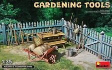 Miniart 35641 1:35 Gardening tools. Buildings and Accessories Scale model kit