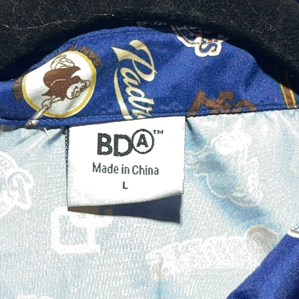 San Diego Padres Shirt Size Large Blue All Over Print MLB Southwest Airlines - Image 3 of 4