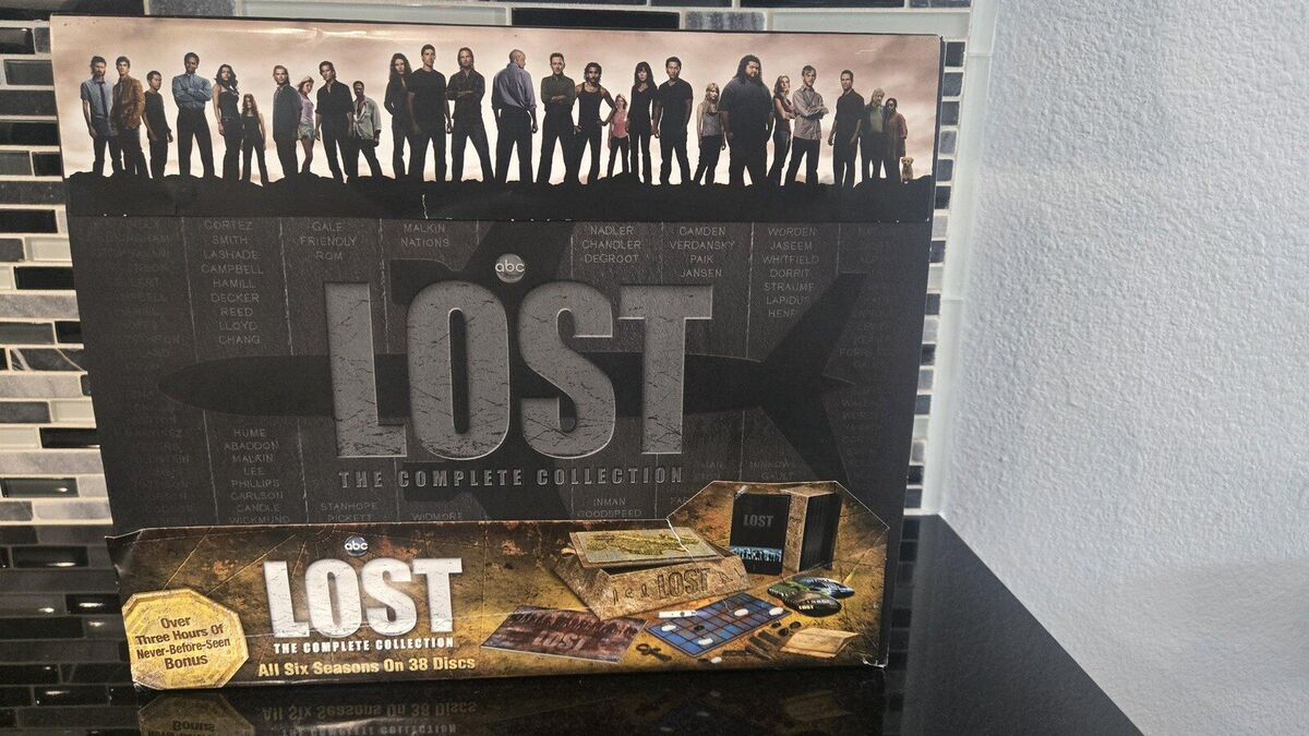 LOST Complete Series Ultimate DVD Collection, Collector’s Edition Boxset RARE LOST Complete Series Ultimate DVD Collection, Collector’s Edition Boxset RARE