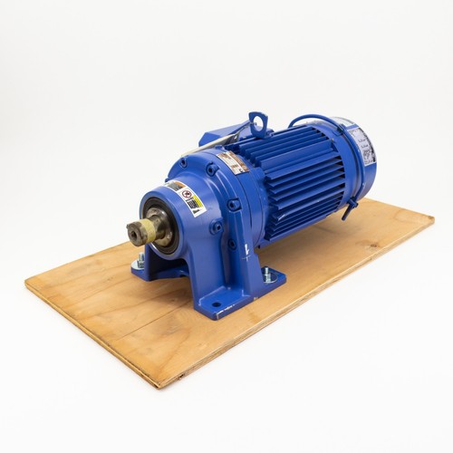 SUMITOMO CNHM08-6095YA-B-21 21:1 83.3 RPM 3/4 HP TC-FX 230V/460VAC BRAKE MOTOR - Picture 19 of 21