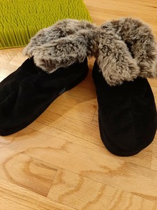 vibrating slippers