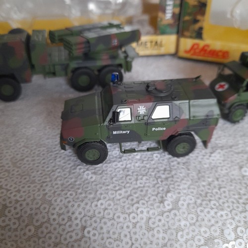 Schuco Militär 1/87 Konvolut MAN KAT 1 LKW Dingo Polizei Unimog S404 Fahrzeuge - Bild 7 von 15