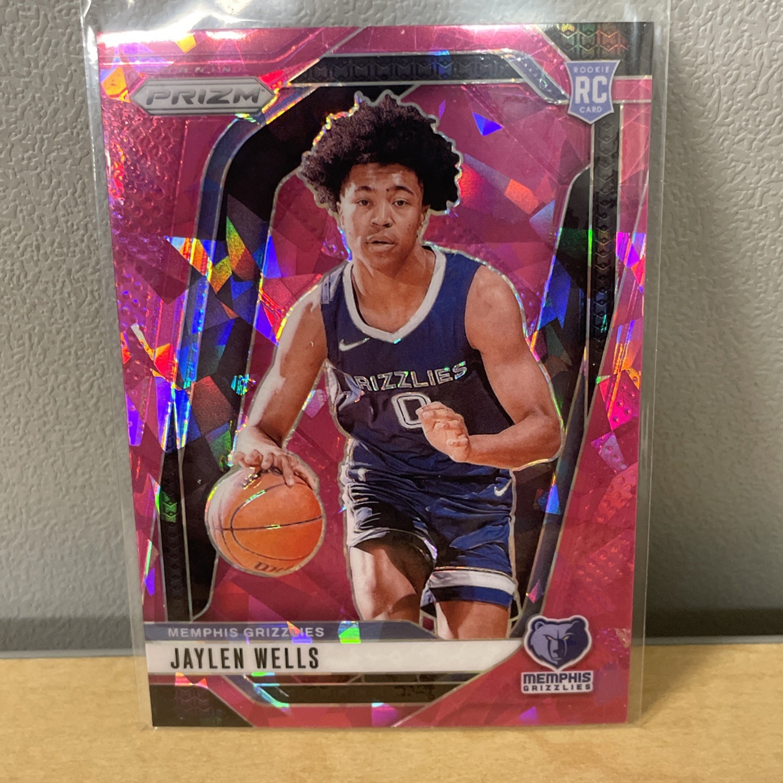 2024-25 Panini NBA Prizm Pink Cracked Ice Prizm #239 Jaylen Wells Rc