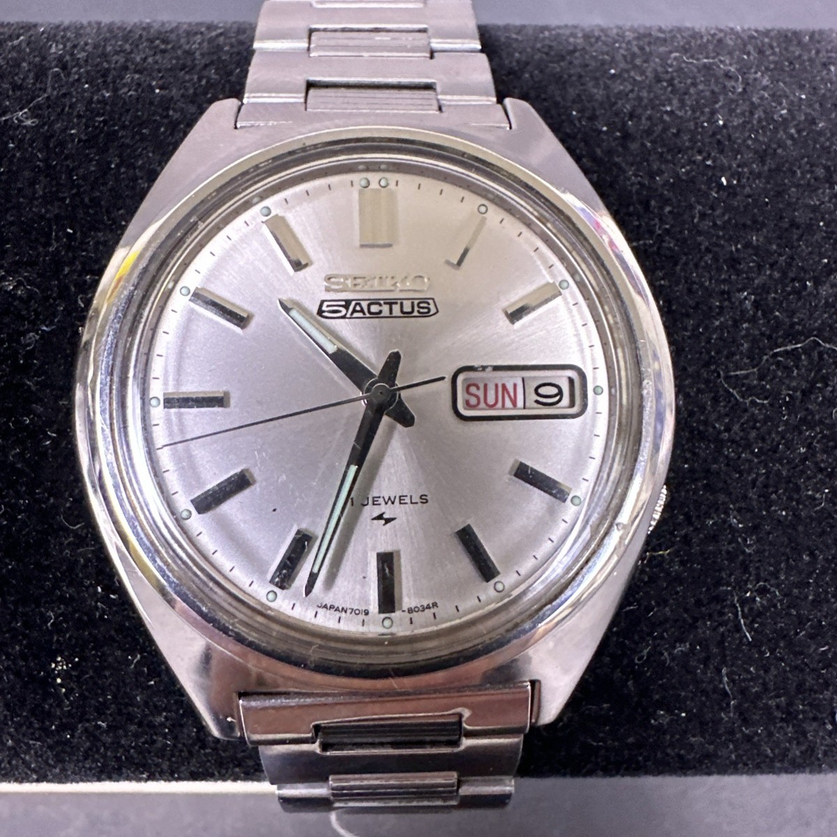 Vintage Seiko 5 Actus 7019-8010 Automatic Day/Date Men's Watch 21