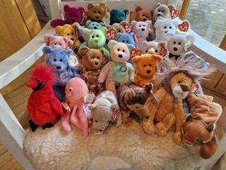 Konvolut 26 TY Beanie Babies retired mit Etiketten Sammlerauflösung