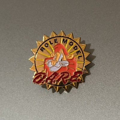 Vintage D.A.R.E. Daren The Lion Role Model Gold Tone Metal Enamel Lapel Hat Pin