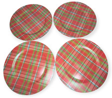 Pier 1 Imports Red Christmas Plaid Heavy Plastic Charger Plate 13" Across Set- 4