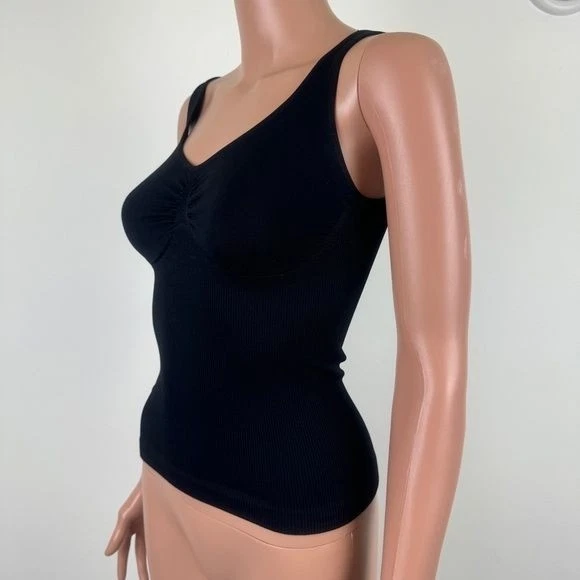Camiseta sin mangas para mujer Sassybax con control de recorte de torso talla pequeña negra Foto 2 de 4