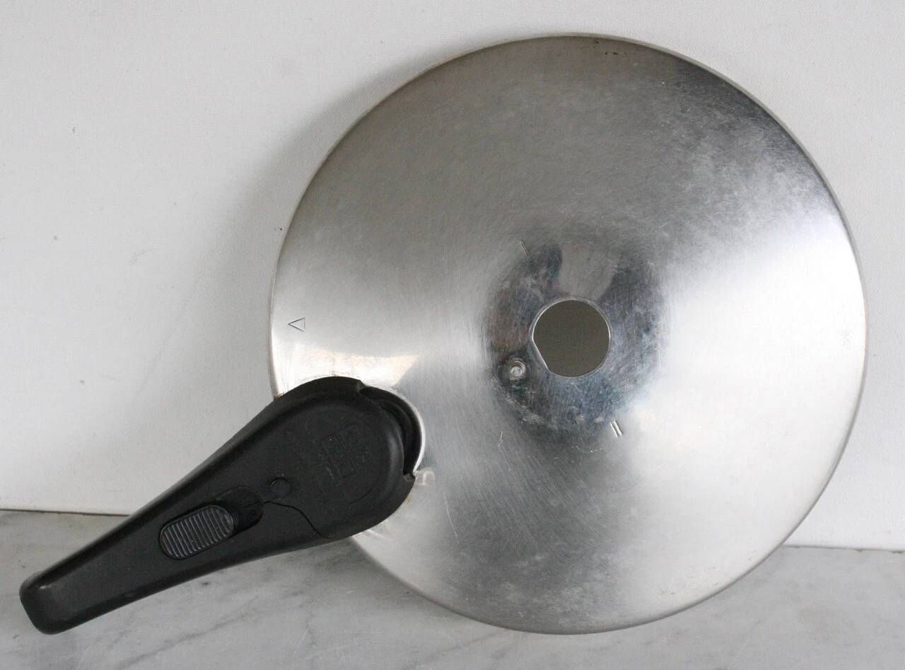 Fissler Vitavit Stainless Steel Pressure Cooker LID ONLY