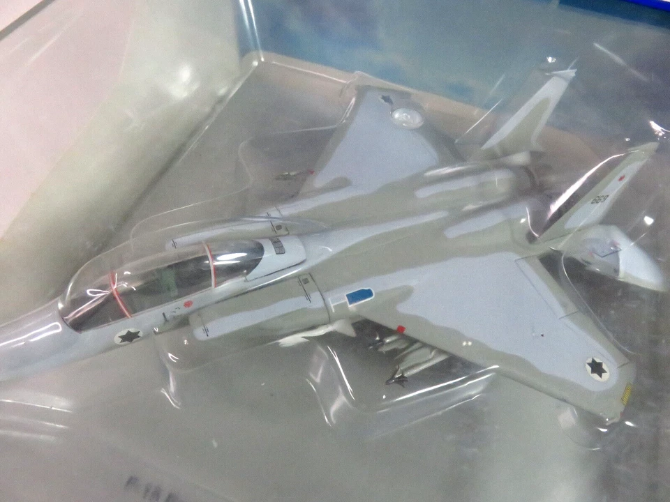 NUEVO - Colección Armadura 1:100 F-15 Eagle Fuerza Aérea de Israel / 5104 Foto 4 de 4
