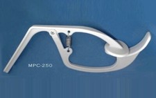 ARM FISTULA CLAMP PLASTIC. MPC BRAND , MADE IN USA. VALUE PACK OF 10 BRAND NEW