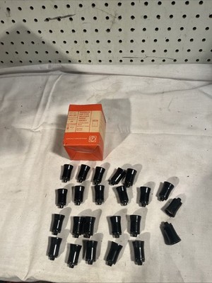 CIRCLE F Phenolic Pin Type Weather Proof Light Socket 301-NH Lamp Repair Parts