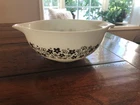 Vintage Pyrex Spring Blossom Mixing Bowl 2 1/2 quart
