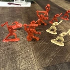 30 VINTAGE MARX PRESHISTORIC PLAYSET CAVEMEN FIGURES, Tan And Red!!