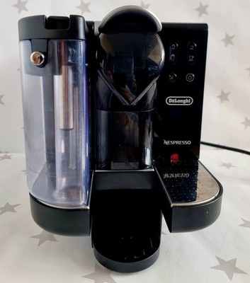 Delonghi Nespresso Kaffeemaschine Lattissima Milk EN670.B