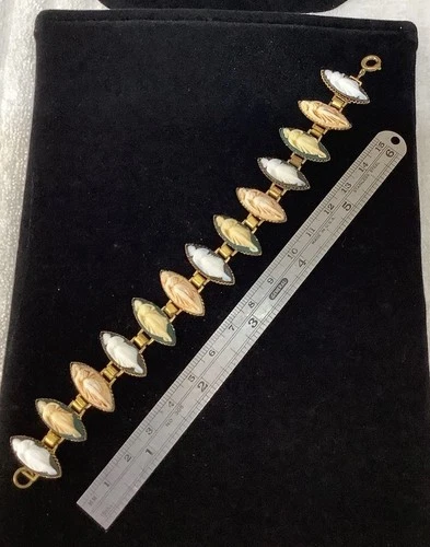 Victorian Era Costume Jewelry Gold Tone Full Body Lady 13 Cameos Bracelet