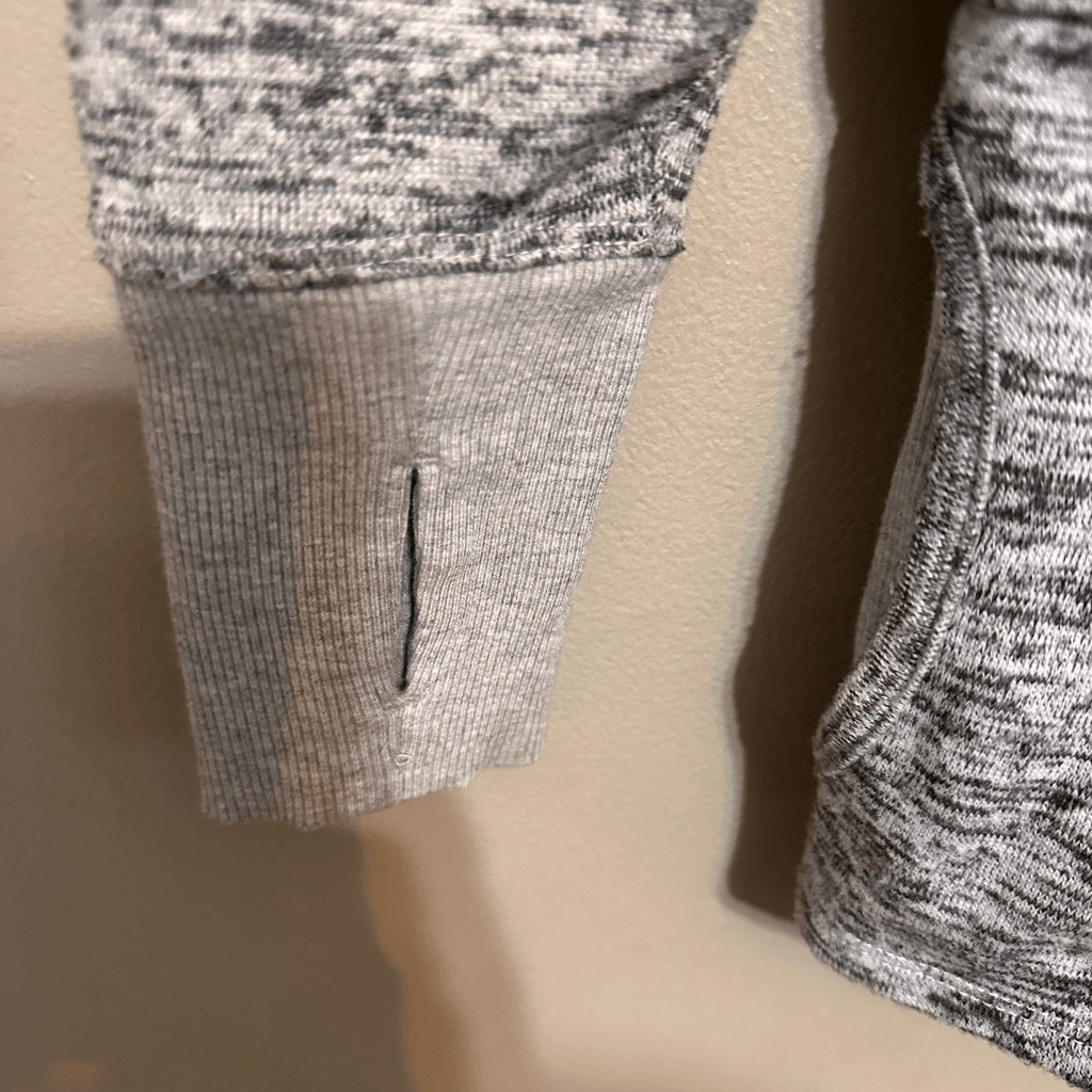 Athleta oversized gray pullover batwing hoodie si… - image 3