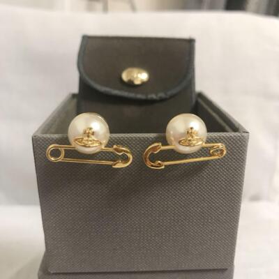 Vivienne Westwood Earrings Pierce Safety Pin Clip Pearl Gold