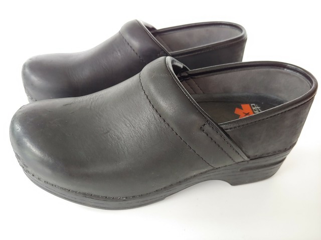 dansko xp professional clogs