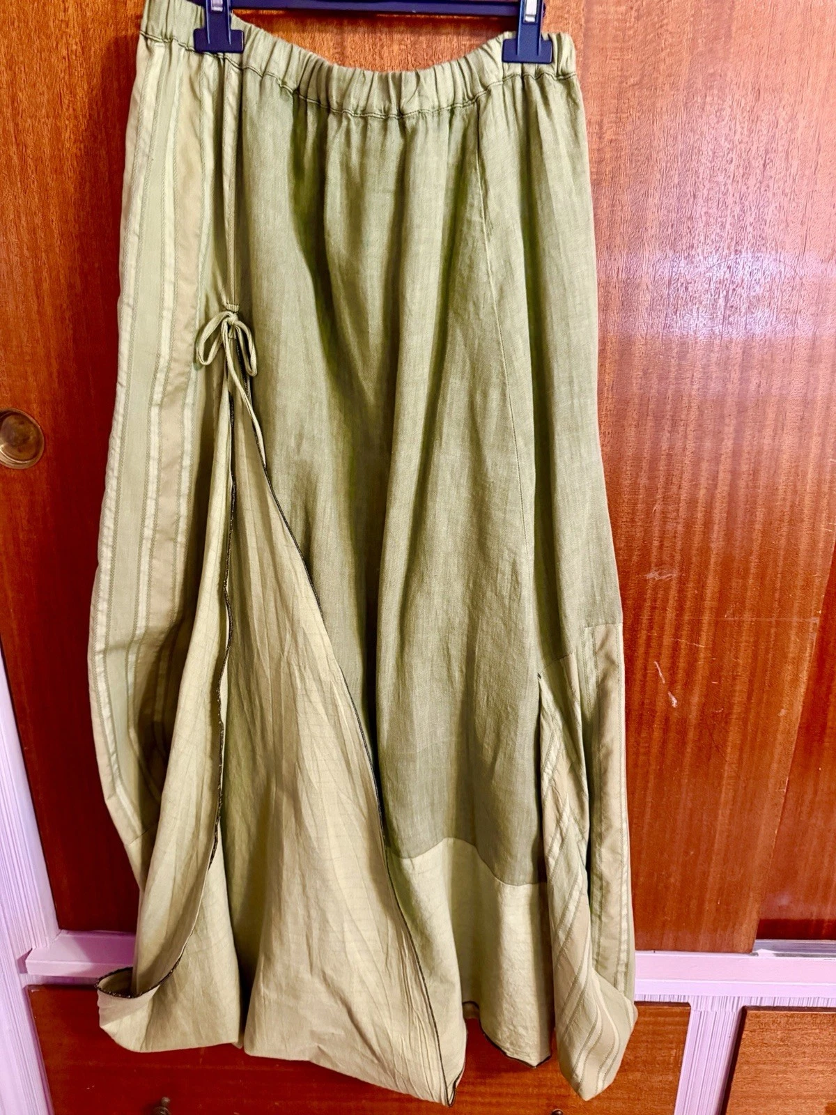 Cynthia Ashby Grass Green Linen Maxi Skirt Med To XL / Beautiful EUC
Opens in a new window or tab