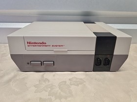 Nintendo NES 1985 Complete Video Game System Console NES-001 + Mario