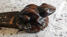 Wood Carved Folk Art Frog Door Stopper Vintage Primitive Style C2