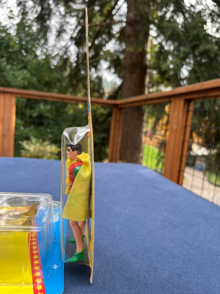 Robin Vintage Kenner DC Super Powers 1986 - Estado perfeito em cartão fino - Imagem 3 de 4