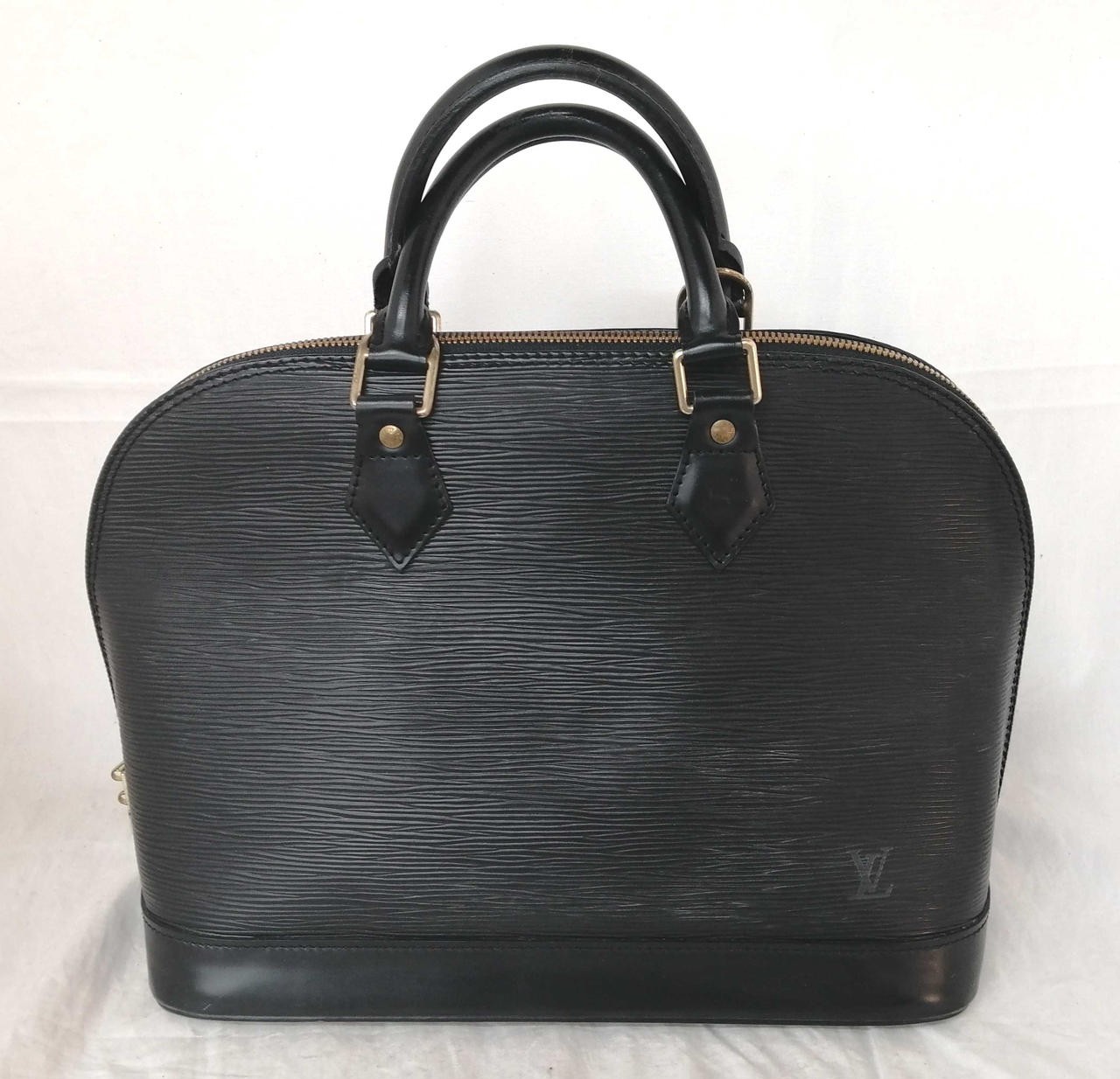 Louis Vuitton M 4030 Epialma PM h3_0102