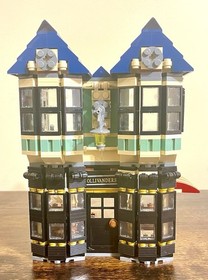 LEGO Harry Potter: Diagon Alley (10217) - Complete w/ Manual