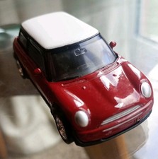 MINI COOPER RED DIE CAST TOY CAR WELLY 1:24 #52069