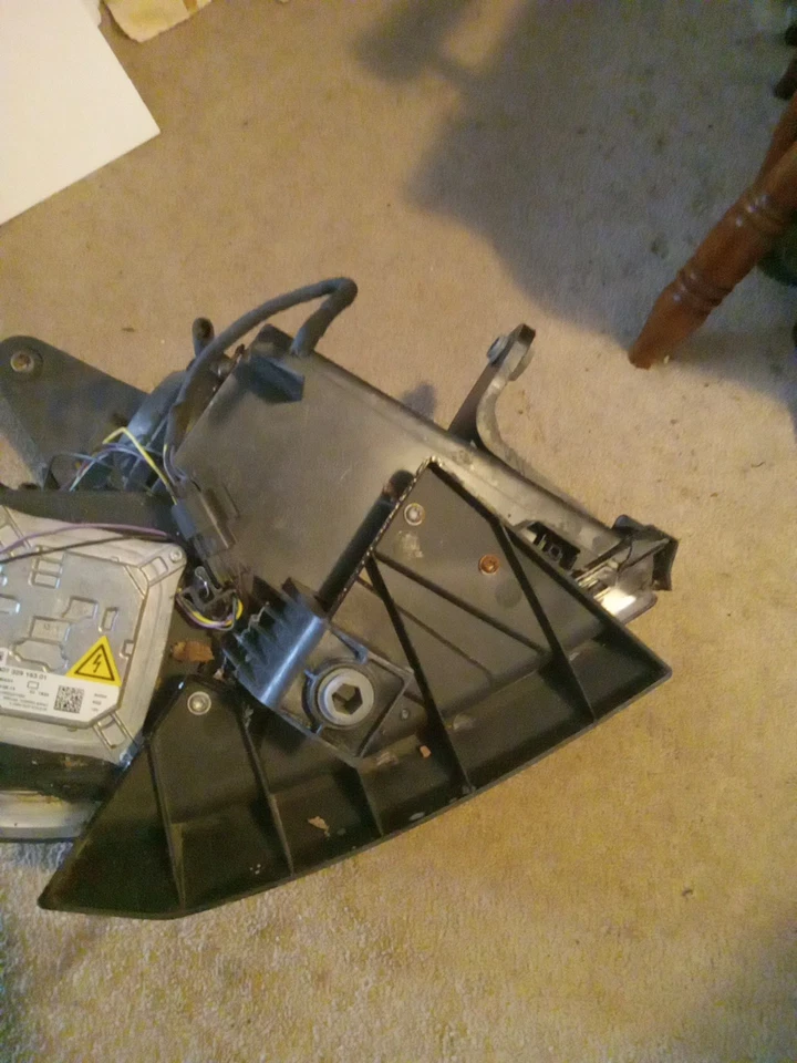 Conjunto de faros delanteros para conductores izquierdos Saturn Outlook XR 2007-10 Foto 4 de 4