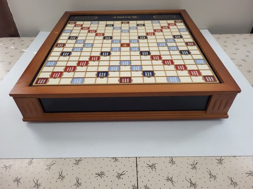 Scrabble Luxury Edition with Rotating Wooden Game Board In Box - Complete - Picture 14 of 20