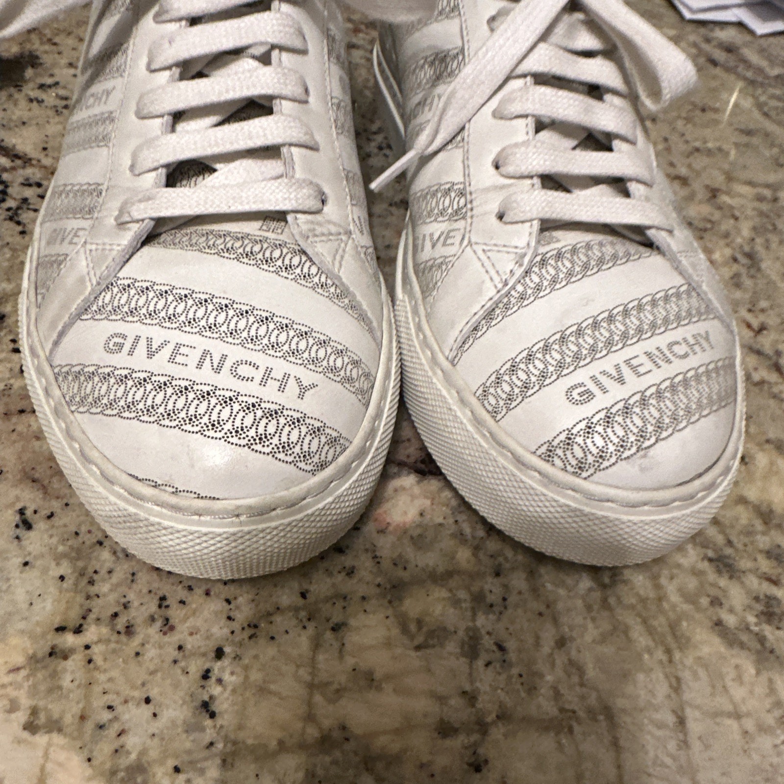 GIVENCHY Women’s  Urban Street Sneaker, size 40, White thumbnail 4