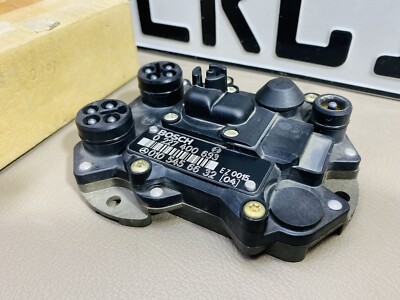 NOS Genuine MERCEDES BENZ Bosch W126 Ignition Control Module  