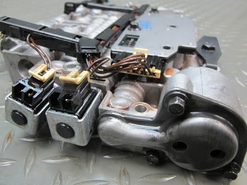 2003-2007 HUMMER H2 4L65E AUTOMATIC TRANSMISSION VALVE BODY MECHATRONIC W PISTON - Picture 7 of 16