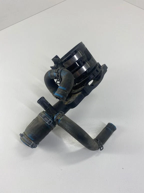 Mercedes-Benz Vito Viano W639 2012 engine water coolant pipe hose  