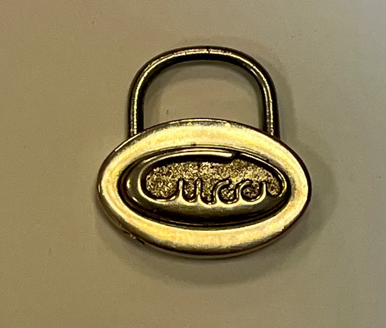 Ciondolo portachiavi vintage Gucci argento e metallo tono oro Italia raro