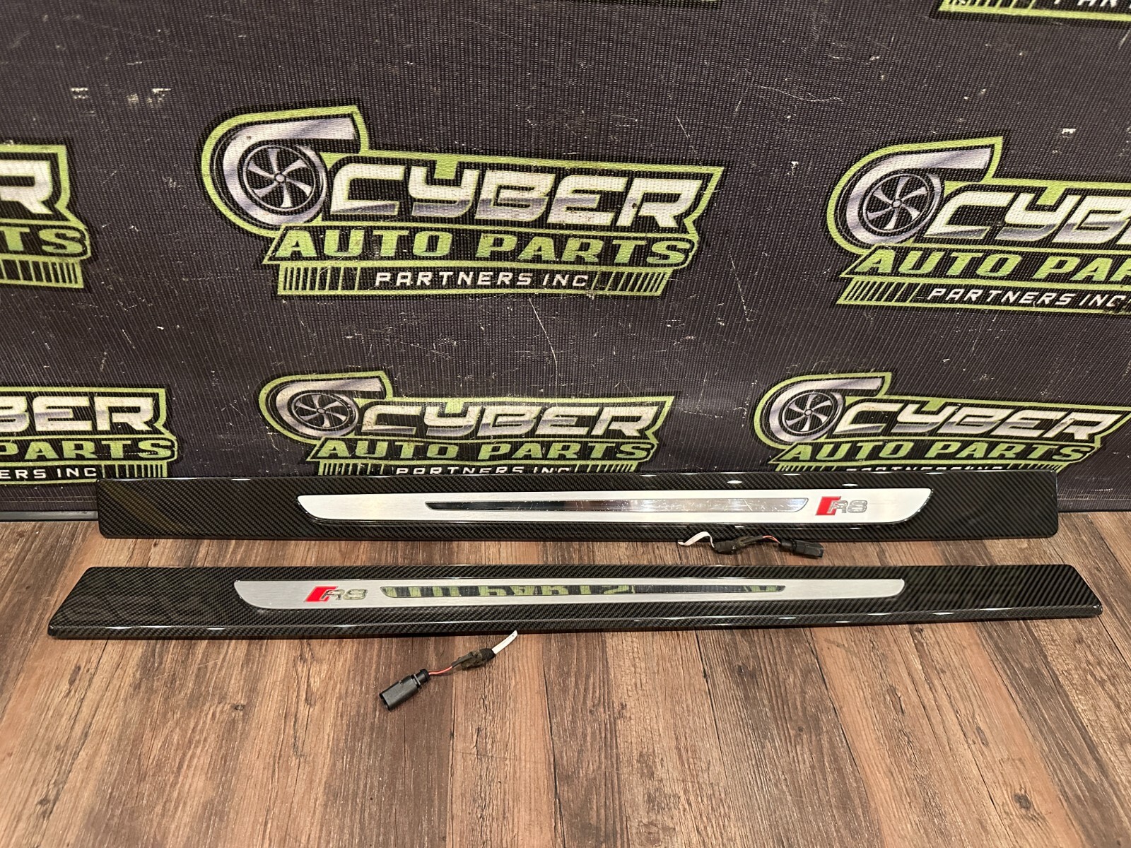 2021 AUDI R8 INTERIOR CARBON FIBER LEFT RIGHT KICK SCUFF PLATES OEM *READ*