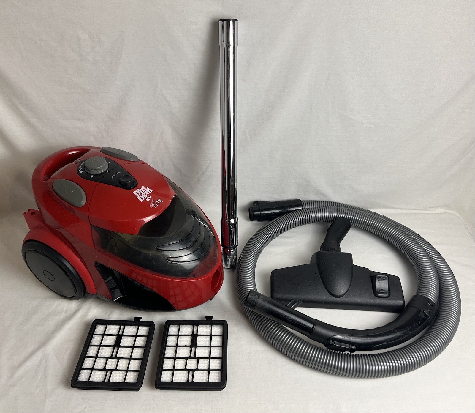 Royal Dirt Devil Easy Lite Canister Vacuum HEPA Bagless Red SD40010 NEW
