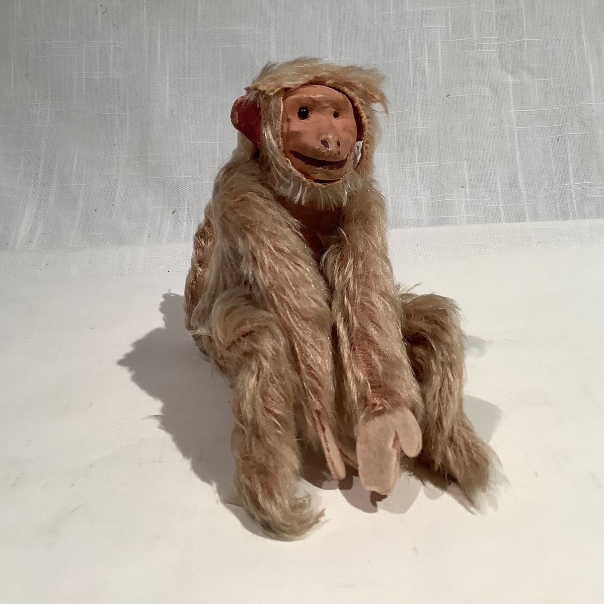 1890's-1920's FRENCH CLOCKWORK TOY MONKEY W/COMPO & FUR BODY