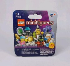 1 LEGO MINIFIGURES : Series 26 Space 71046 1 Mystery Minifigure