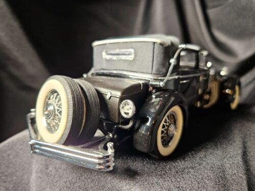 Franklin Mint 1940 Duessenburg SJ Towncar 1:24 Scale Inv. #3267 - Picture 3 of 5