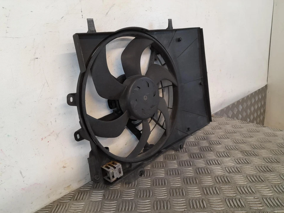 CITROEN DS3 Mk1 2009-2016 Radiator Fan Shroud Assembly - Image 3 of 4