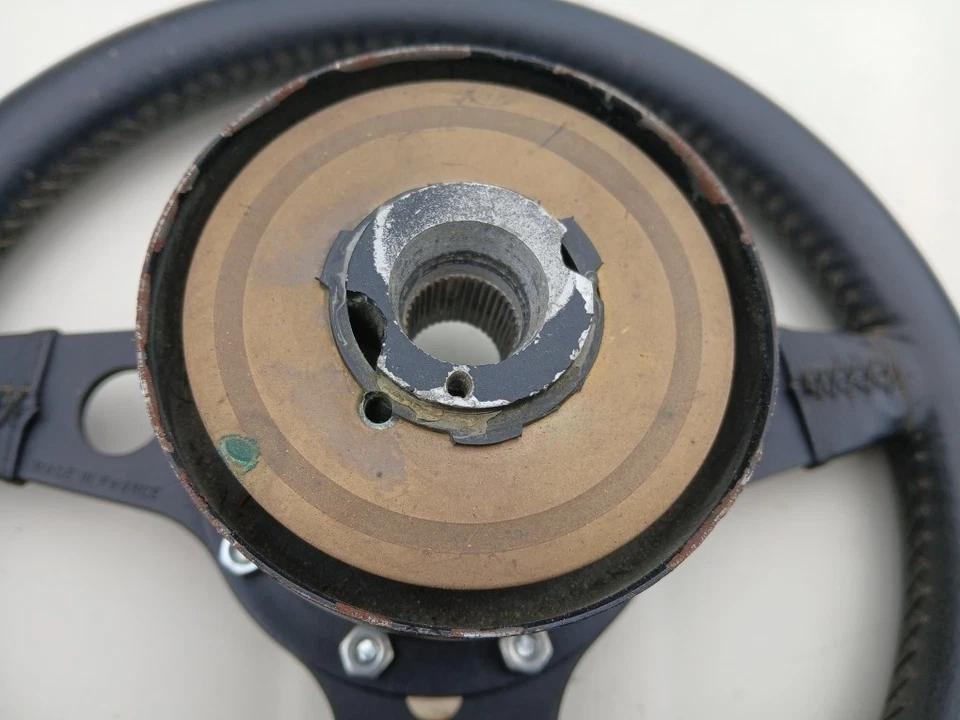 RENAULT 8 - R8 - R 5 : Volant Formuling - Photo 2/4